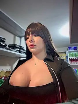 Freechat AlanaRouss on StripChat