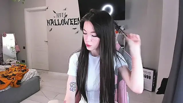 Freechat Aliceblush on StripChat