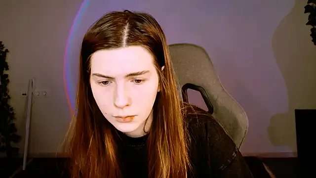 Freechat AliceCUNTach on StripChat