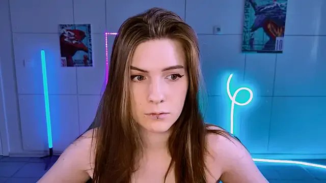 Freechat AliceCUNTach on StripChat