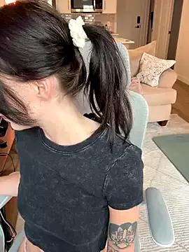 Freechat alwaysapril on StripChat