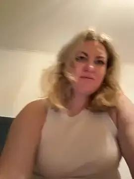 StripChat Amelia-Diamond is Freechat Amelia-Diamond — :ass: Take off shorts!