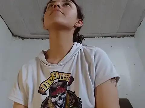 Freechat AngelaLinaresx69 on StripChat