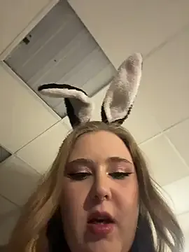 Freechat AprilHughes on StripChat