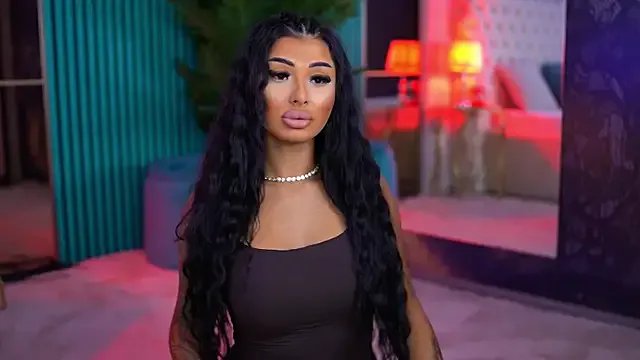 Freechat ArabellaPosh on StripChat