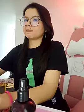 Freechat azumiichan on StripChat