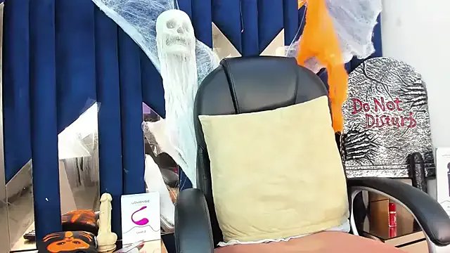 Freechat Barbie_girl_69 on StripChat