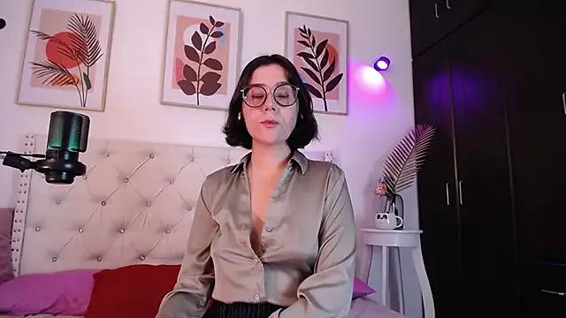 Barbie_Goddess — Goddess Mode: Full Sensual Tease Show"