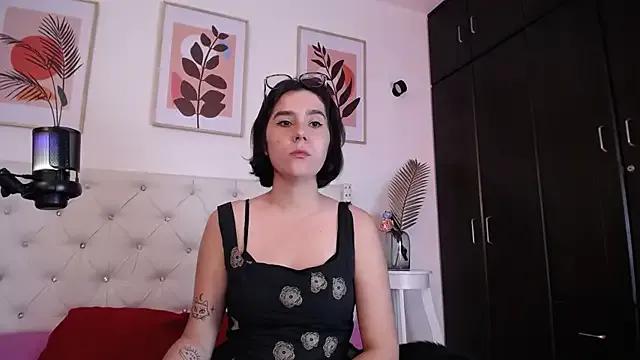StripChat Barbie_Goddess is Freechat Barbie_Goddess — Goddess Body Tease