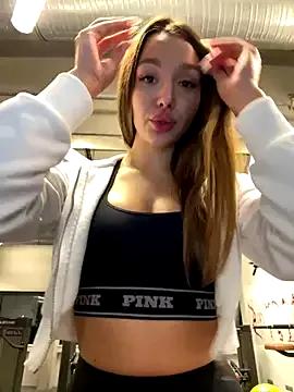 Freechat barbiehumpxxx on StripChat