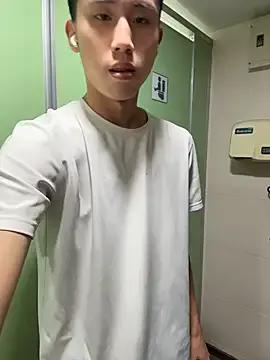 StripChat Benson18y is Freechat Benson18y — Freechat on StripChat