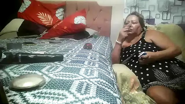 Freechat bialoba7 on StripChat