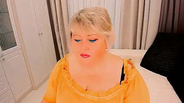 Freechat BIGTITSBBW on StripChat