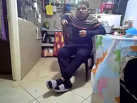 Boycuriousxxx on StripChat