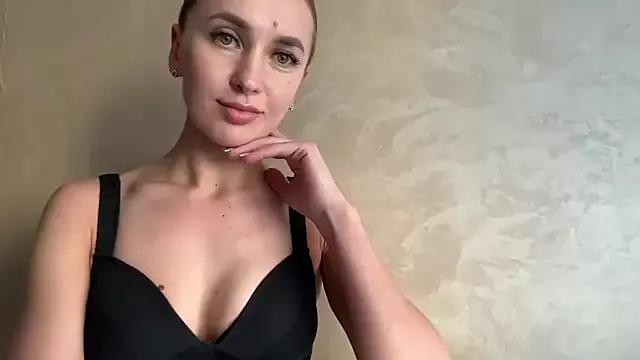 CaitlinaJayne23 — Freechat on StripChat