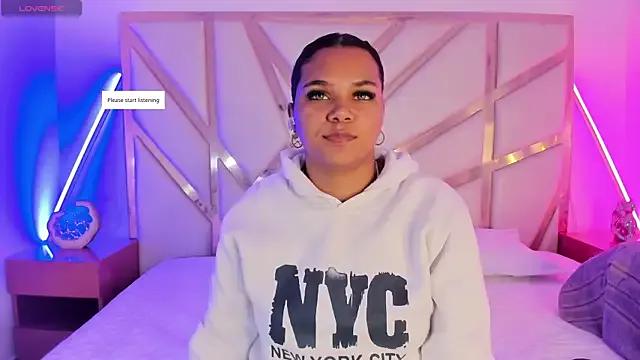 Freechat Carolina_Evanss on StripChat