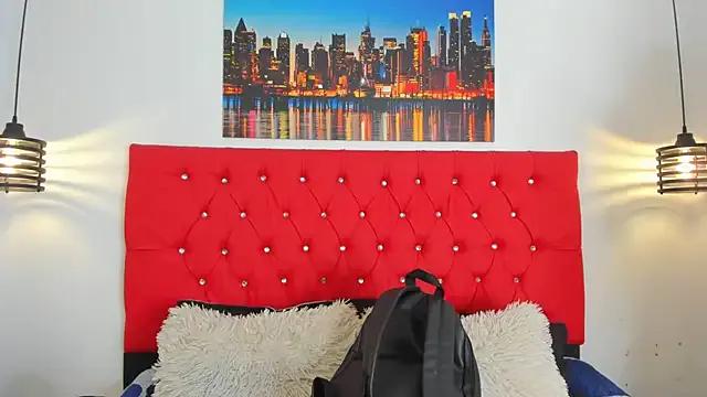 Private carolinacrus01 on StripChat