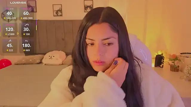 Catalinaa_martinez on StripChat 