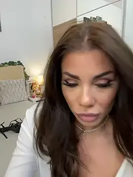 Freechat CelineReys on StripChat