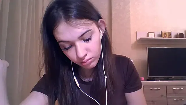 Freechat CeyaLier on StripChat