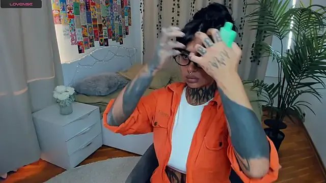 Freechat CharimgSabrina on StripChat