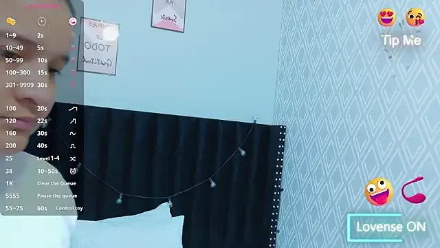 collegepawglovedaddy on StripChat 