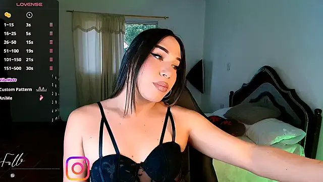 Freechat cristal_0381 on StripChat