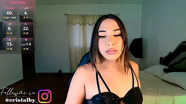 Freechat cristal_0381 on StripChat