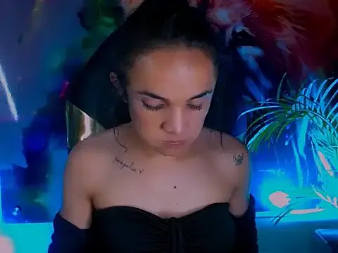 Freechat Cristal_Gem1 on StripChat