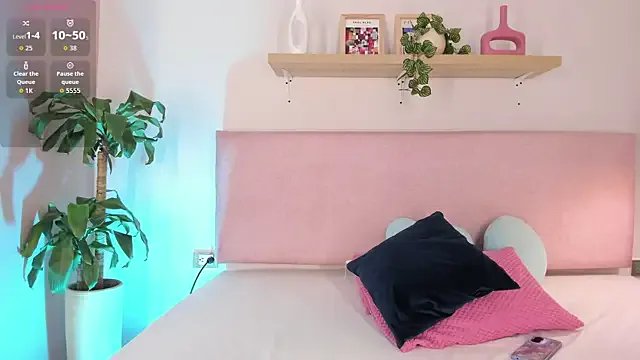 Freechat Cristalfoxy_ on StripChat