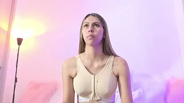 Freechat Cristel_Boom on StripChat