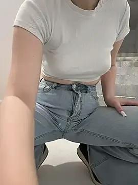 StripChat Cumonmme is Freechat Cumonmme — Lower jeans to show off your panties