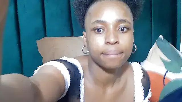 DeliciousBoobsx25 on StripChat