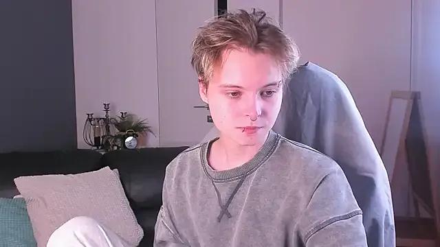 Freechat DemianEnglen on StripChat