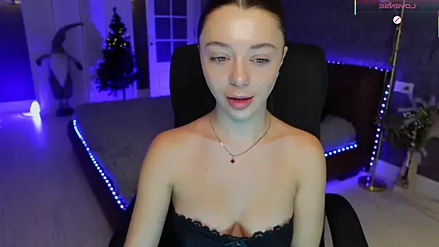 Freechat DinaCandy on StripChat