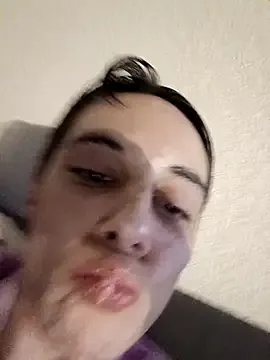 Freechat dipsy3535 on StripChat