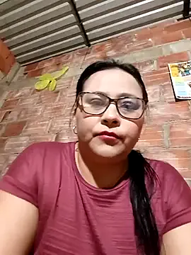 Freechat Dirty-Momm-Divorced-Hot on StripChat