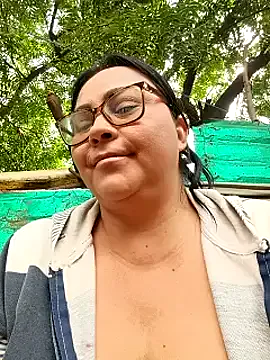 Freechat Dirty-Momm-Divorced-Hot on StripChat