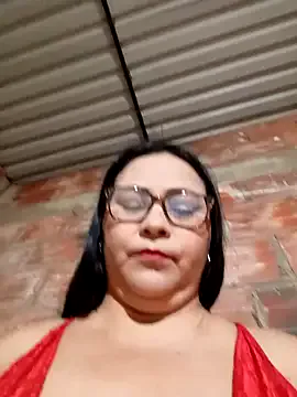 Freechat Dirty-Momm-Divorced-Hot on StripChat