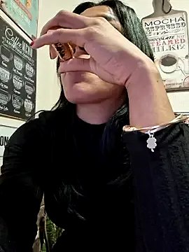 Doll_Loren on StripChat