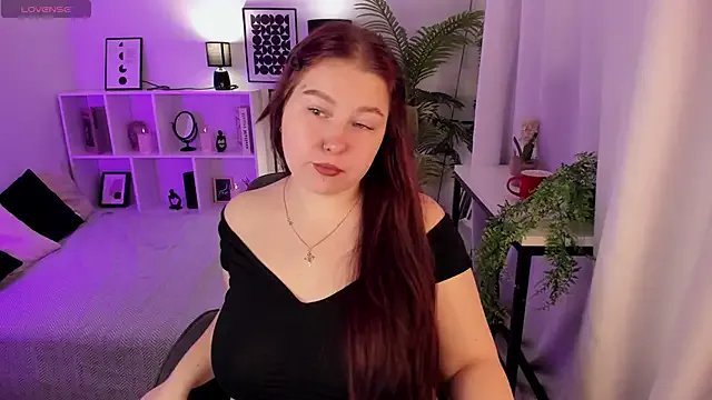 Freechat EffyBlush on StripChat