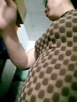 Freechat Elina_99 on StripChat