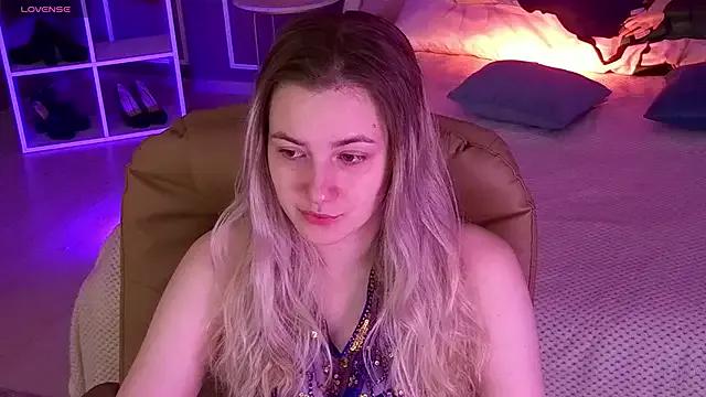 Freechat elinanortas on StripChat