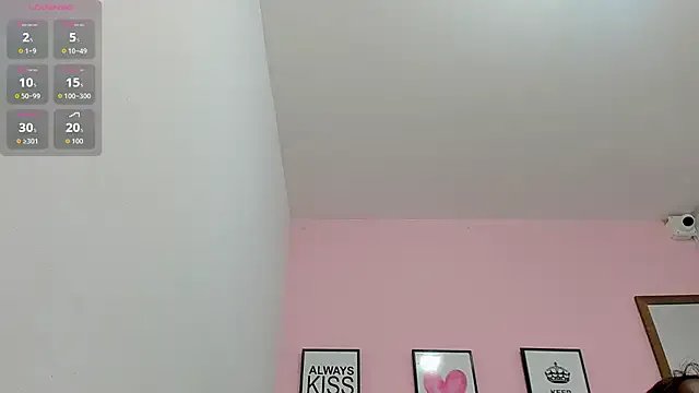 Freechat ElisabethMassey on StripChat