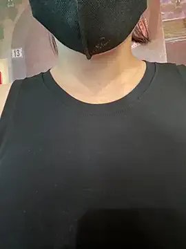 Freechat Emily-Nguyen on StripChat