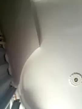 Freechat emiss_ on StripChat