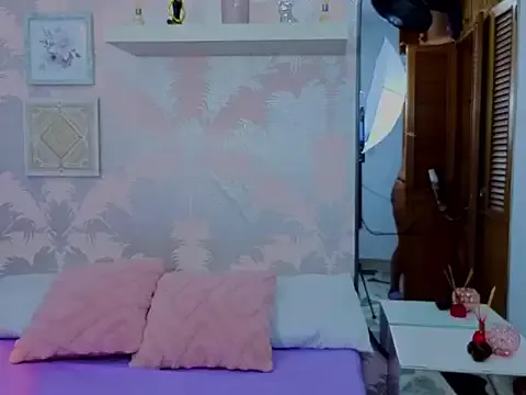 Private Emma_Thompssonn on StripChat