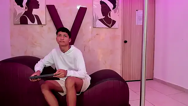 Freechat EMPIRE_BOYS1 on StripChat