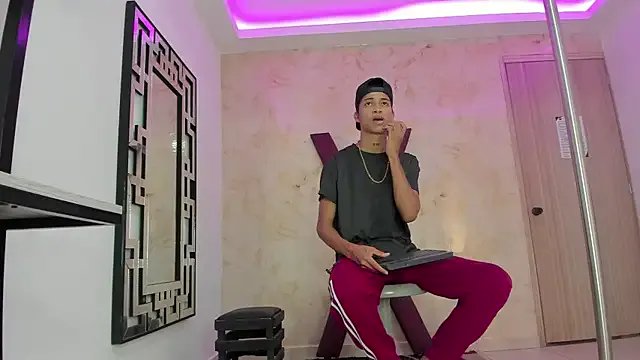 Freechat EMPIRE_BOYS1 on StripChat