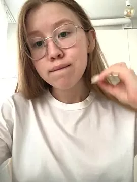 Freechat Eva_Weyne on StripChat